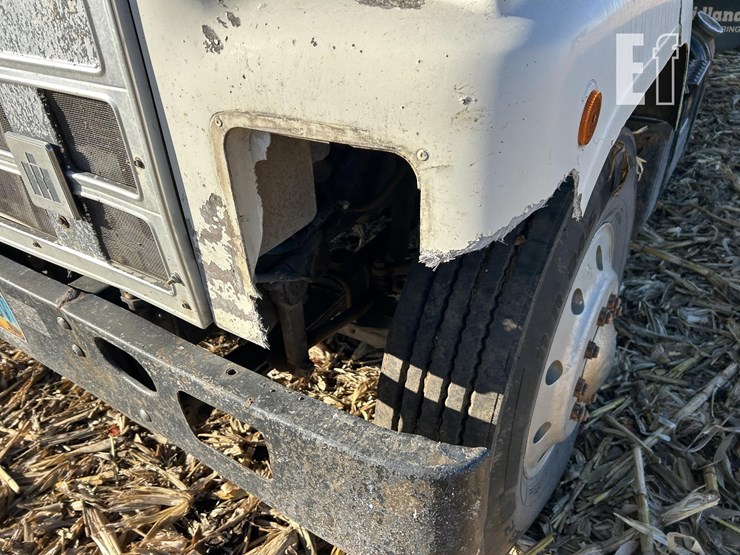 1985-international-s2500-image-6