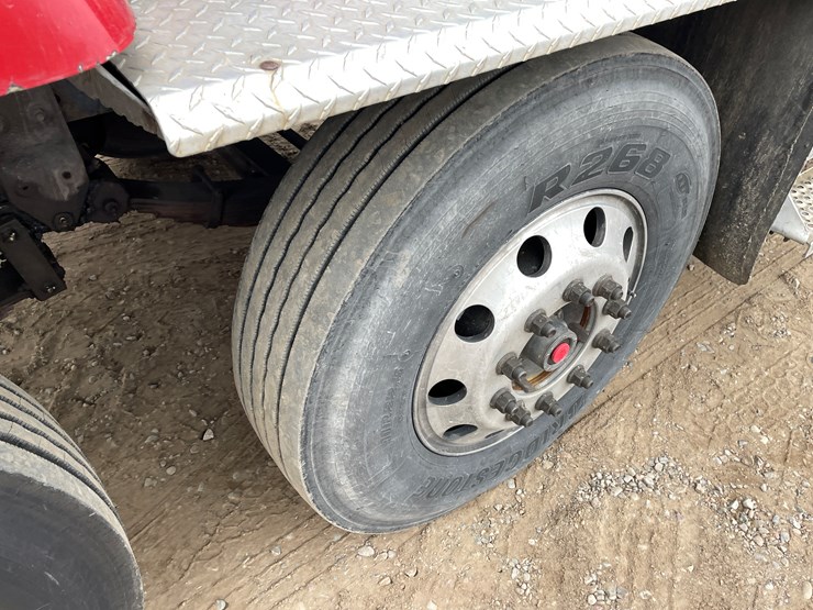 #1130-•-2005-international-5500i-6x4-dump-truck-(has-mn-title)-image-19