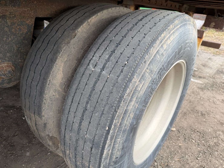 2006-utility-4000d-x-image-23