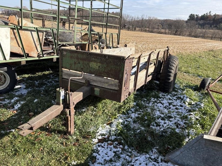 john-deere-wood-hauler-image-2
