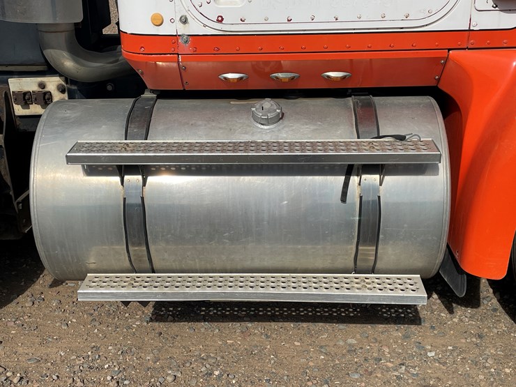 #1000-•-2007-international-transport-truck-tractor-(has-mn-title)-image-15