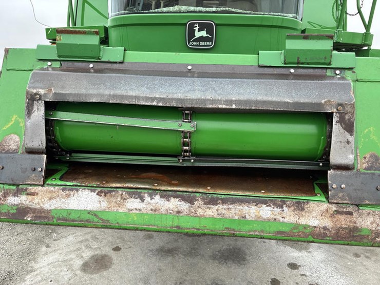 john-deere-2000-image-22