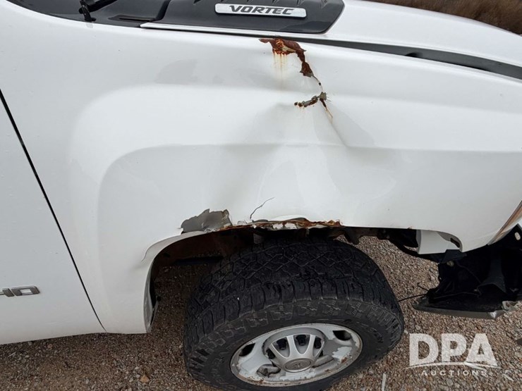 2012-chevrolet-2500hd-image-11