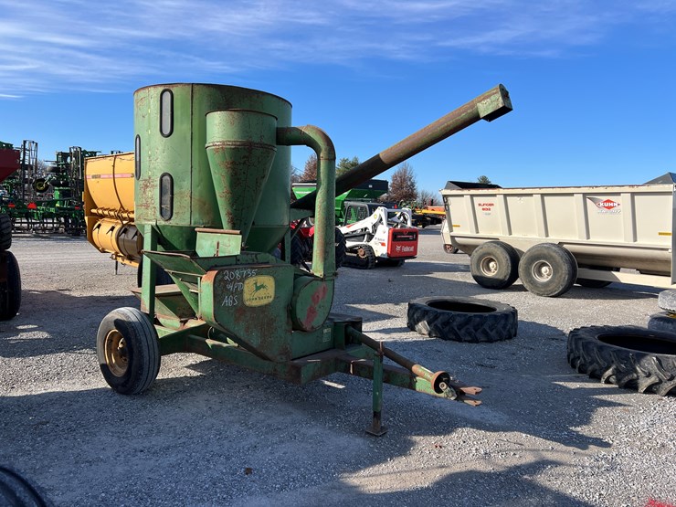 john-deere-400-image-7