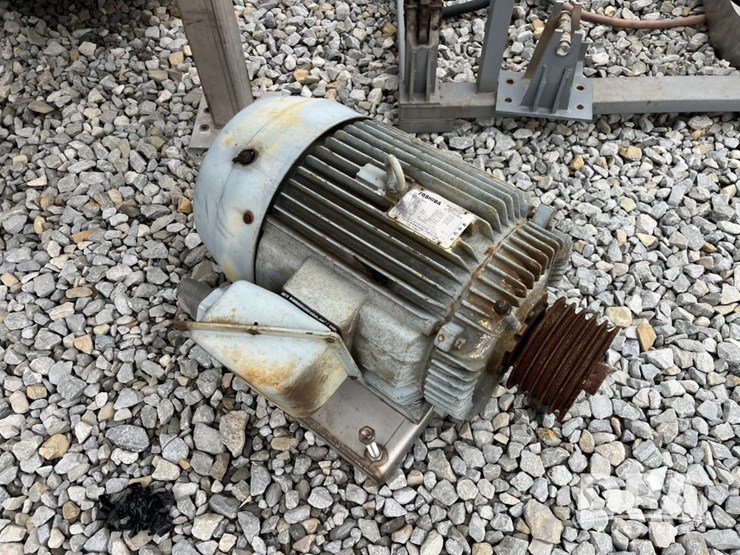 doyle-vertical-blender-(jn3475)-image-3