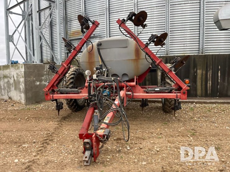 case-ih-2800-image-2