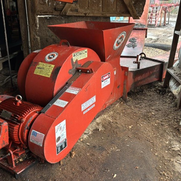 #106 • Morbark Chip Blower