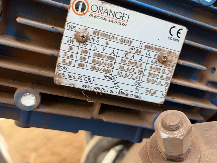 2022-fmb-pegasus-xl-band-saw-image-5