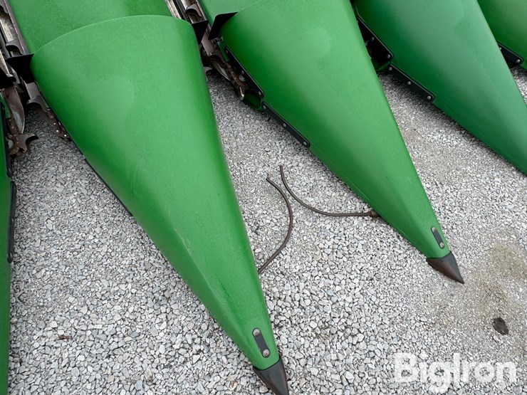 john-deere-c12f-image-10