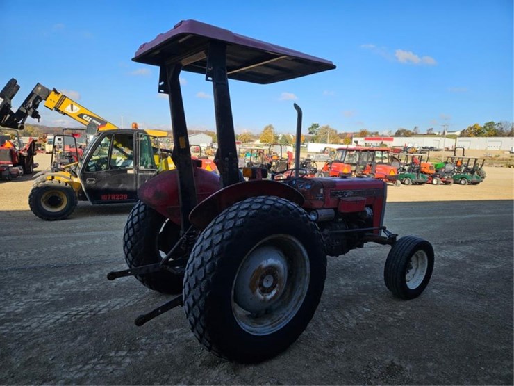 massey-ferguson-240-image-39