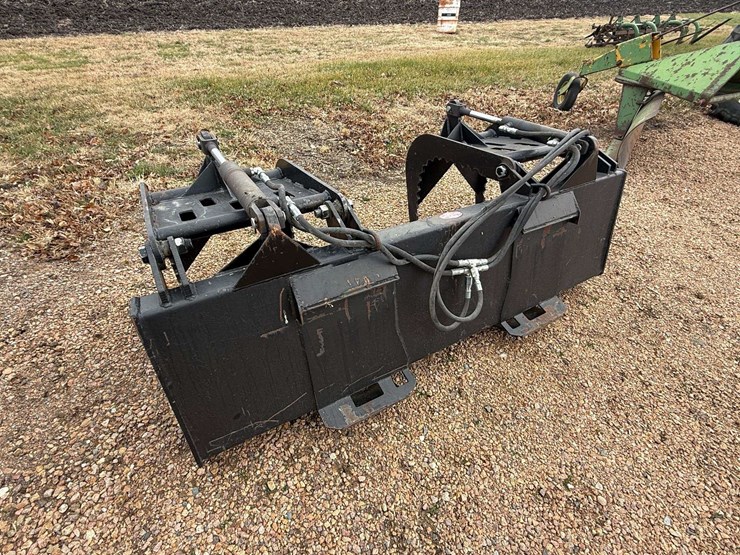 h+h-grapple-bucket,-72”-wide,-flat-bucket-with-dual-grapple-hooks,-comes-with-hoses-and-ends-image-5