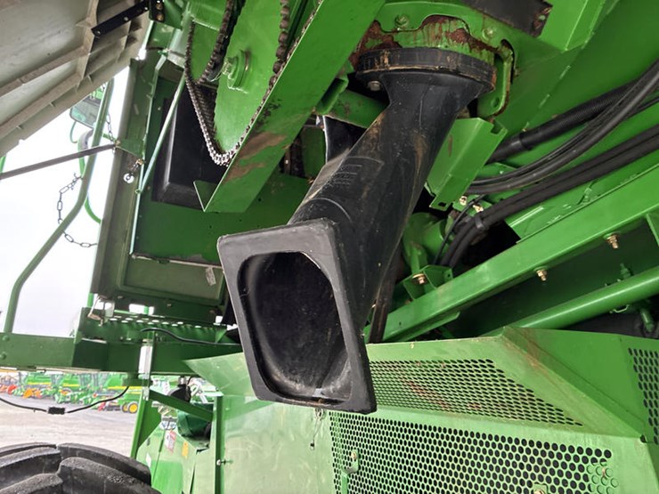 john-deere-9560-image-45
