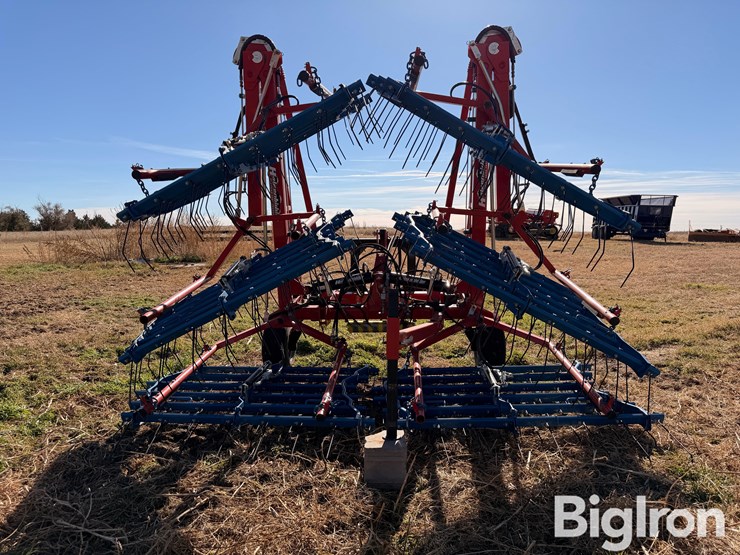 2022-hatzenbichler-30'-hydraulic-comb-harrow-image-6