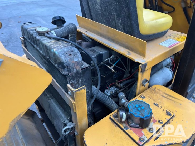 1995-swinger-180-loader-(jn3530)-image-37