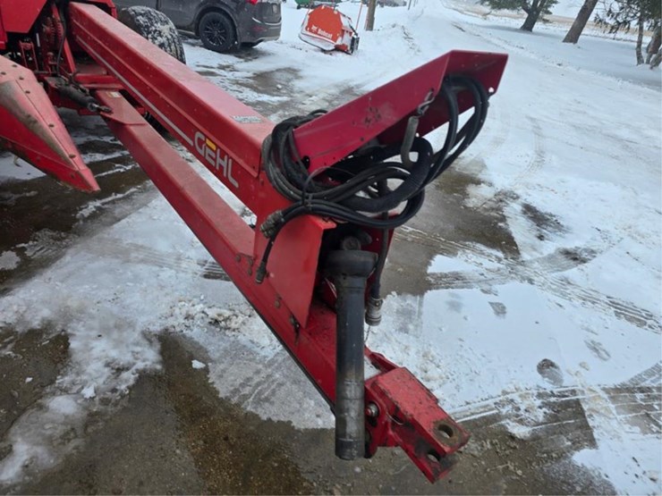 2002-gehl-1285-image-12