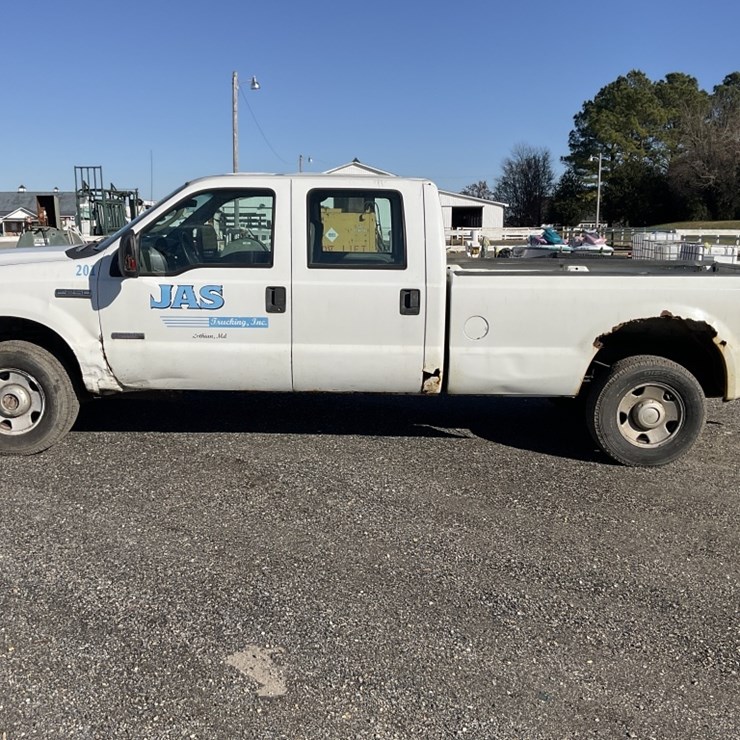2004 FORD F250 XL