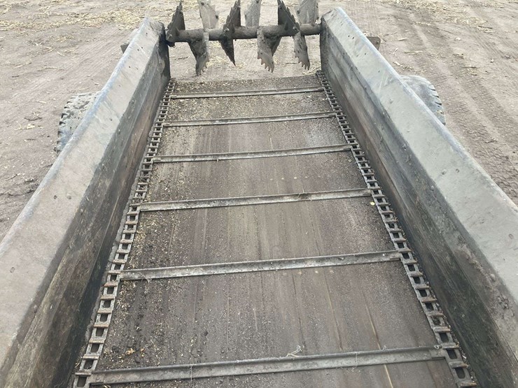 john-deere-34-image-2