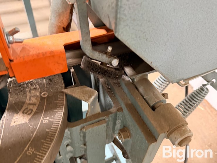 2023-ellis-1800-miter-band-saw-image-16