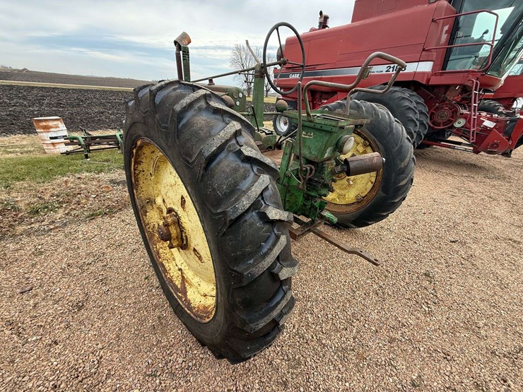 john-deere-model-b-image-5