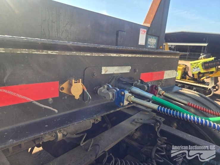 magnolia-trailer-image-15