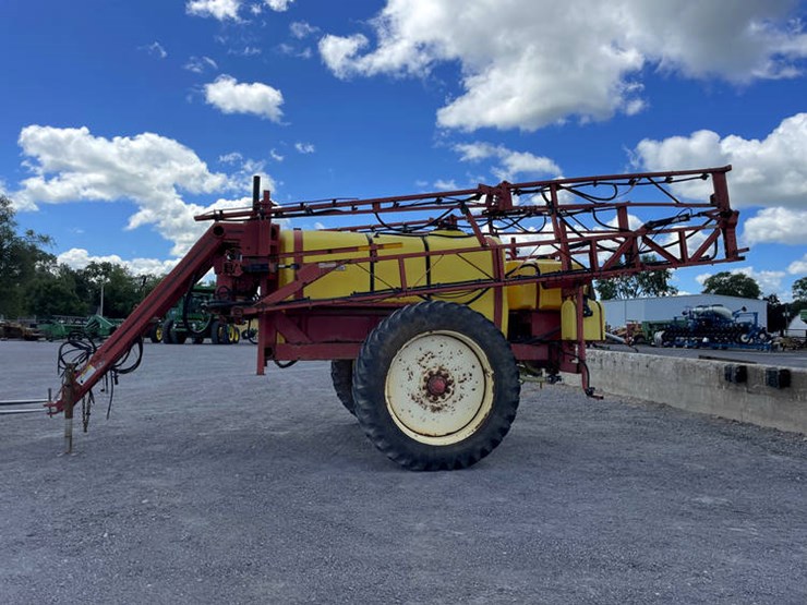 #113987-•-century-sprayer-image-8