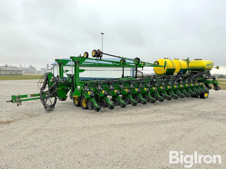 john-deere-db90-image-1