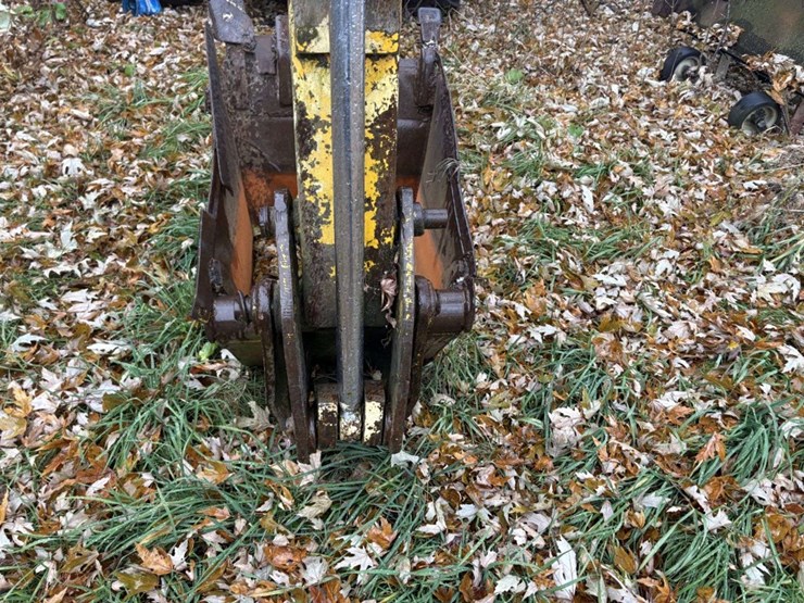 case-ck680-backhoe-tractor,-gas,-80”-bucket,-24”-hoe-bucket,-last-ran-2-years-ago-image-20