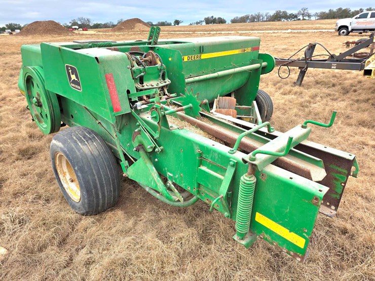 john-deere-348-image-8