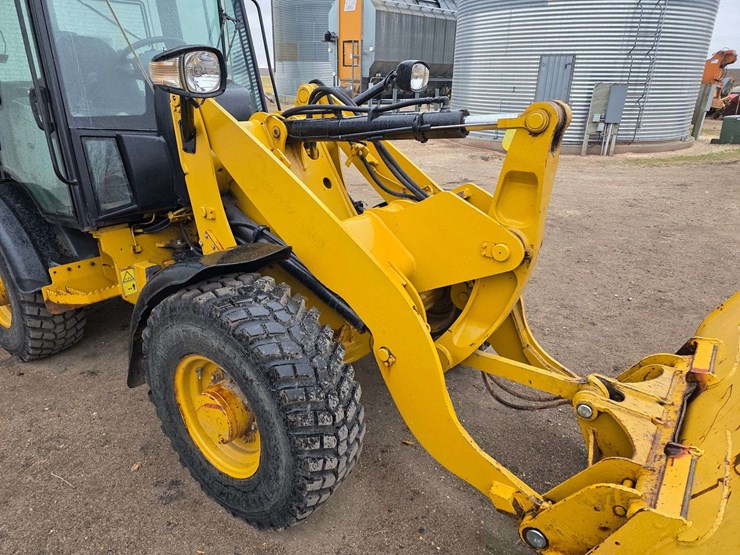 2009-caterpillar-906h-image-59