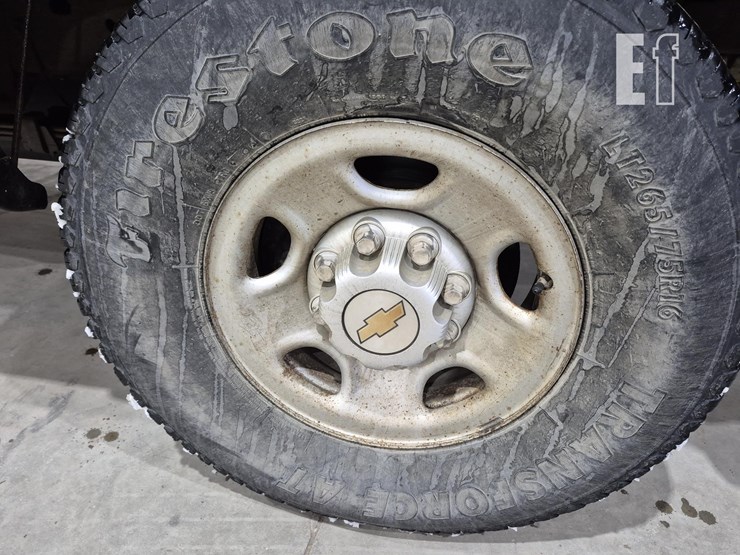 2000-chevrolet-silverado-2500-image-9