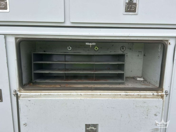 2019-ford-f550-image-8