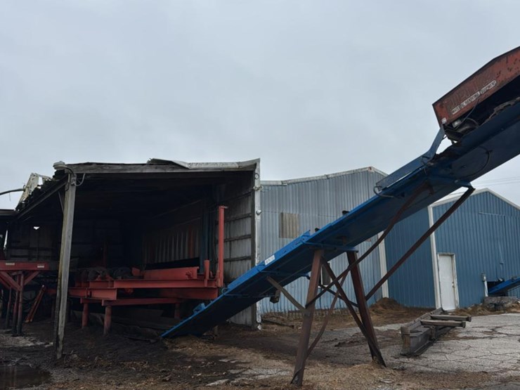 #108-•-patz-barn-sweep-image-1