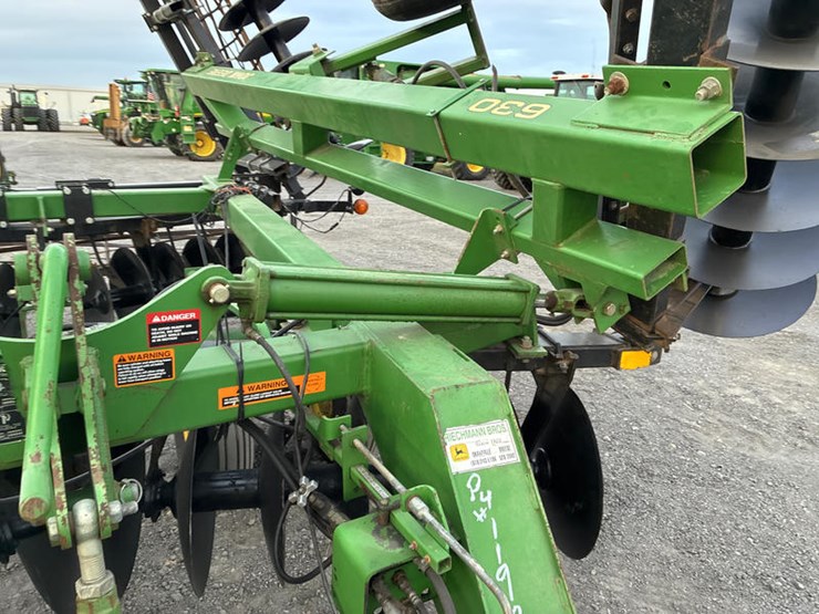 john-deere-630-image-7