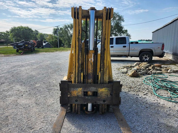 cat-lp-forklift-image-12