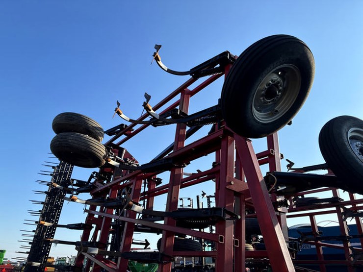 case-ih-200-image-45