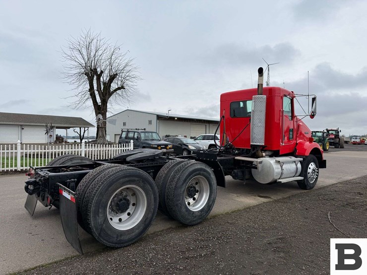 2004-kenworth-t800-image-5