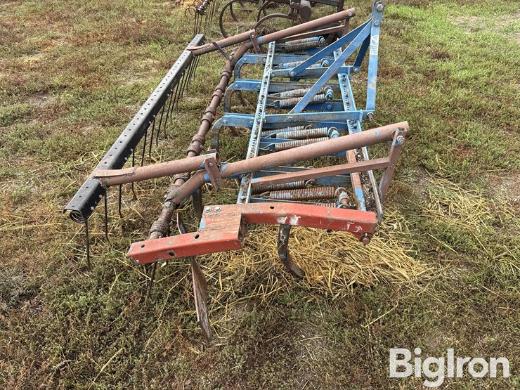 ford-3-pt-mounted-spring-shank-chisel-image-4