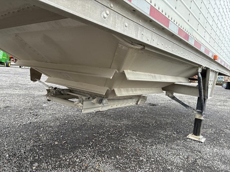 wilson-hopper-bottom-image-55