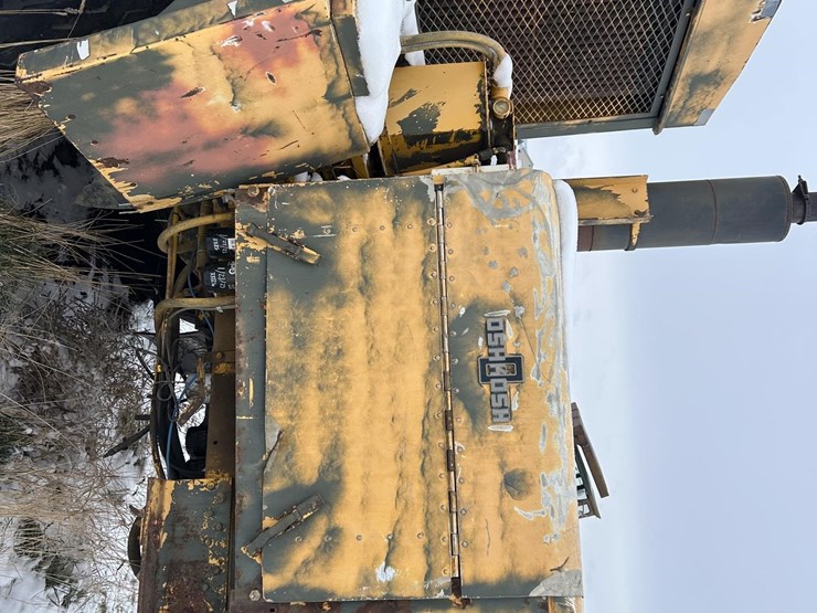 1981-oshkosh-green-snow-blower-image-11