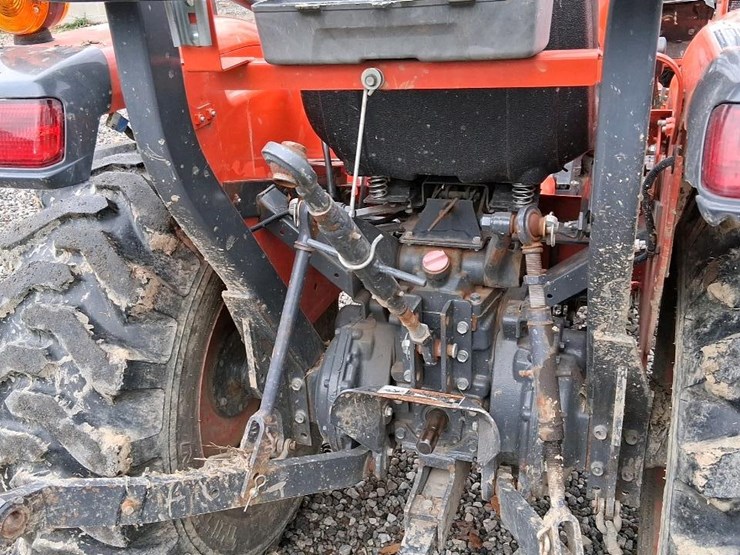 kubota-l3901-image-42