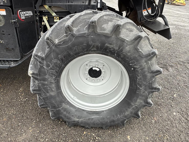 case-ih-8120-image-19