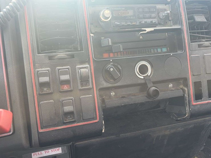 1989-ford-cf8000-image-40