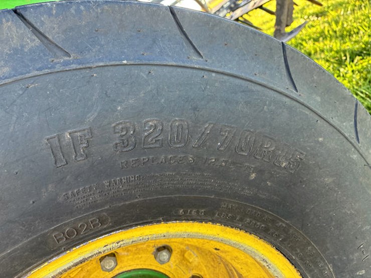 john-deere-2210-image-48