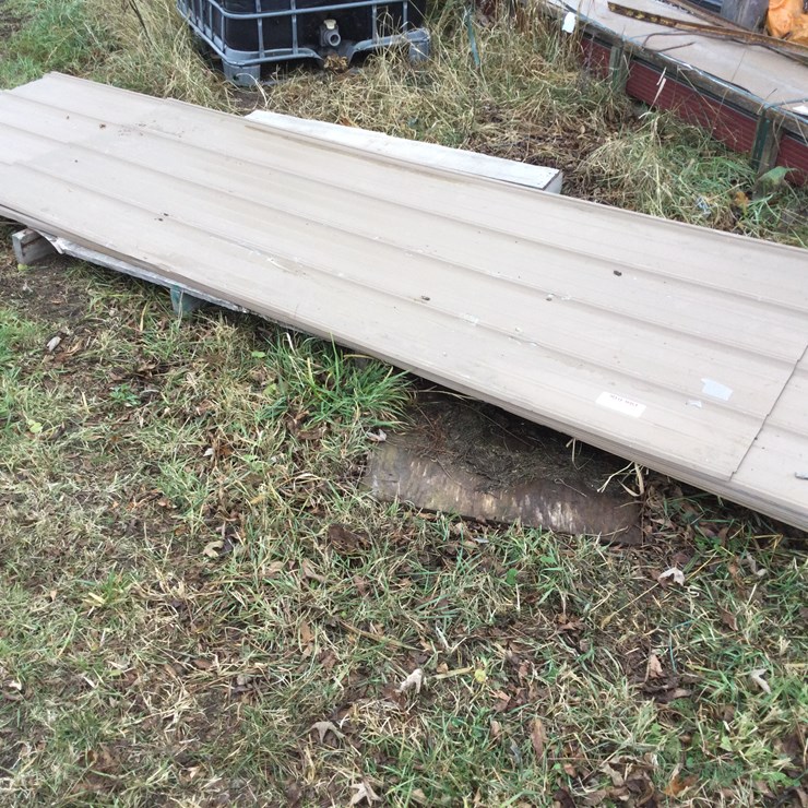 #4764 • Steel Sheeting: Location: W2486 Smies Rd, Oostburg, WI 53070