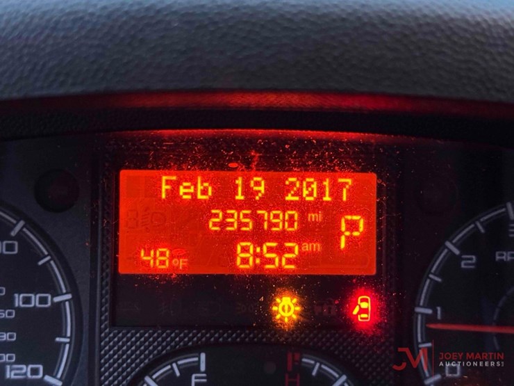 2018-dodge-1500-image-26