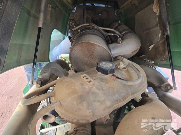 john-deere-5085m-image-15