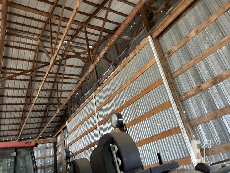 2004-white-8516-image-28