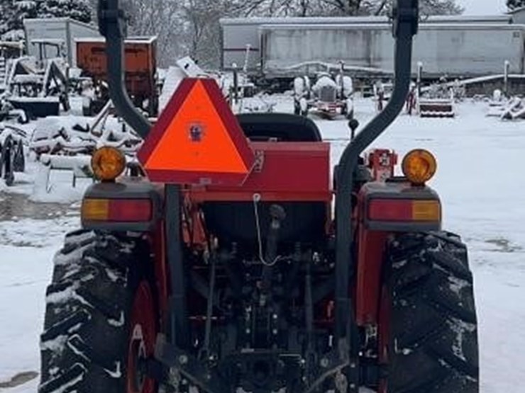 kubota-l3301d-image-4