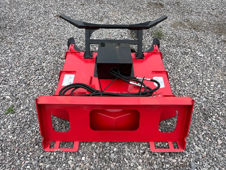 2025-future-x-dm43-skid-steer-disc-mulcher-image-3