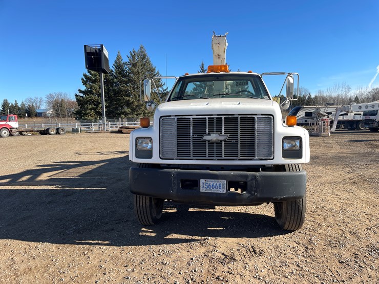 #1140-•-1995-chevrolet-kodiak-boom-truck-has-mn-title)-image-8